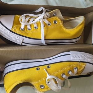 All Star ⭐ Converse shoes. Lemon.